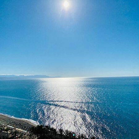 ¡Magnificas Vistas Al Mar! Piscina Y Wifi Gratis Apartment Torremolinos Luaran gambar