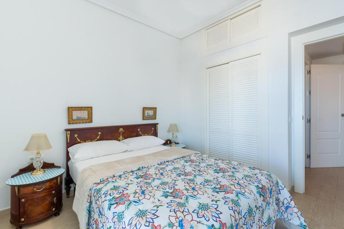 ¡Magnificas Vistas Al Mar! Piscina Y Wifi Gratis Apartment Torremolinos Luaran gambar