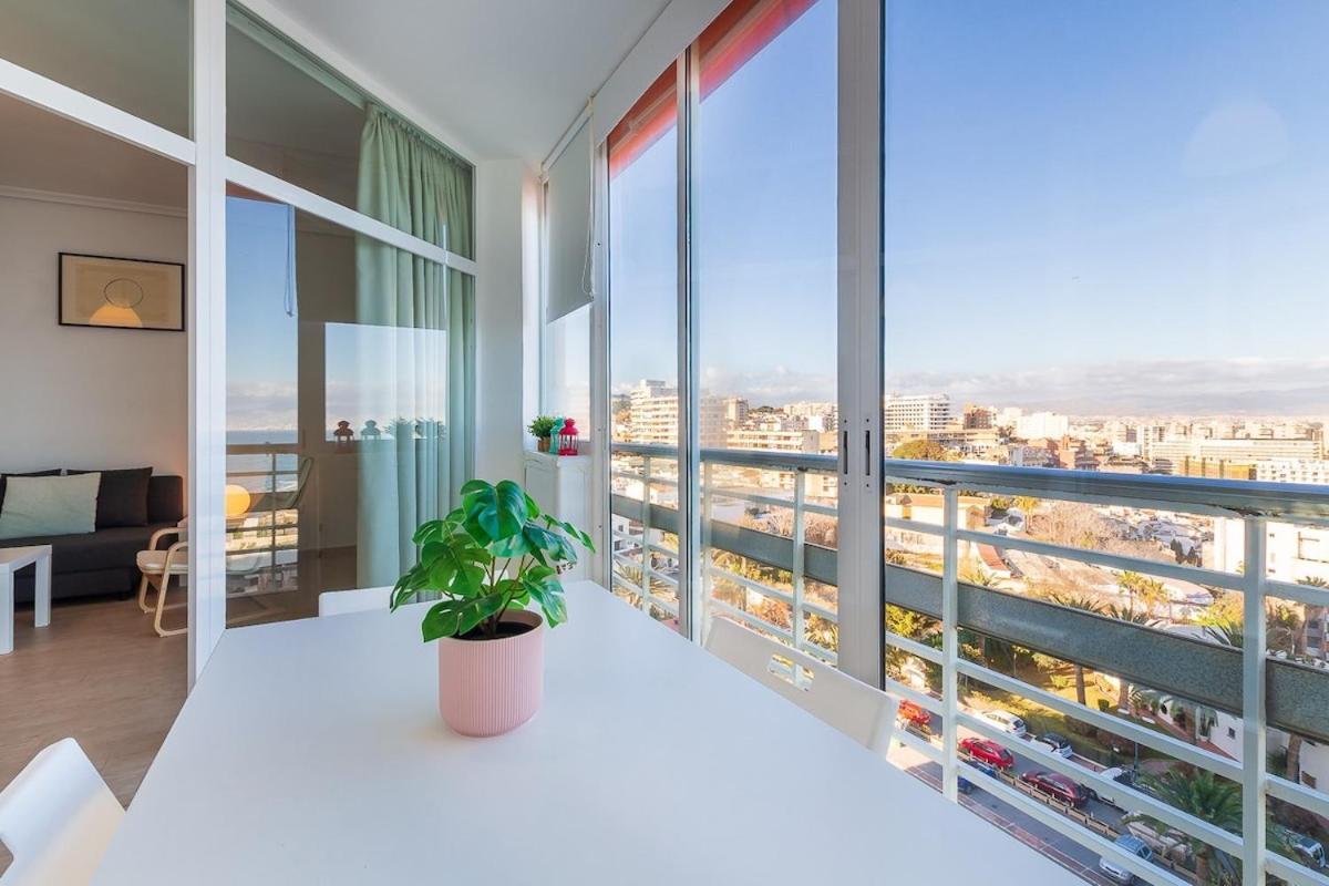 ¡Magnificas Vistas Al Mar! Piscina Y Wifi Gratis Apartment Torremolinos Luaran gambar